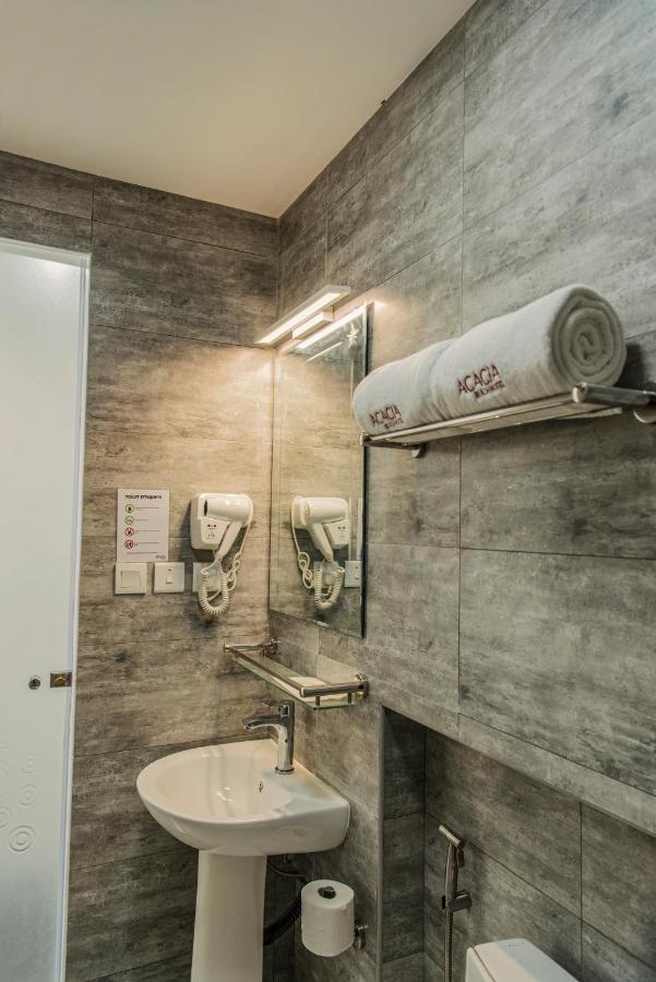 הולהומאל Acacia Beach Hotel מראה חיצוני תמונה