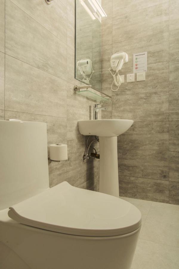 הולהומאל Acacia Beach Hotel מראה חיצוני תמונה